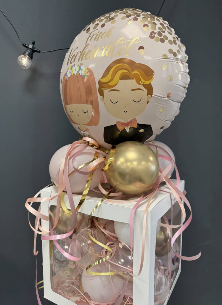 Geschenkbox zur Hochzeit mit Folienballon